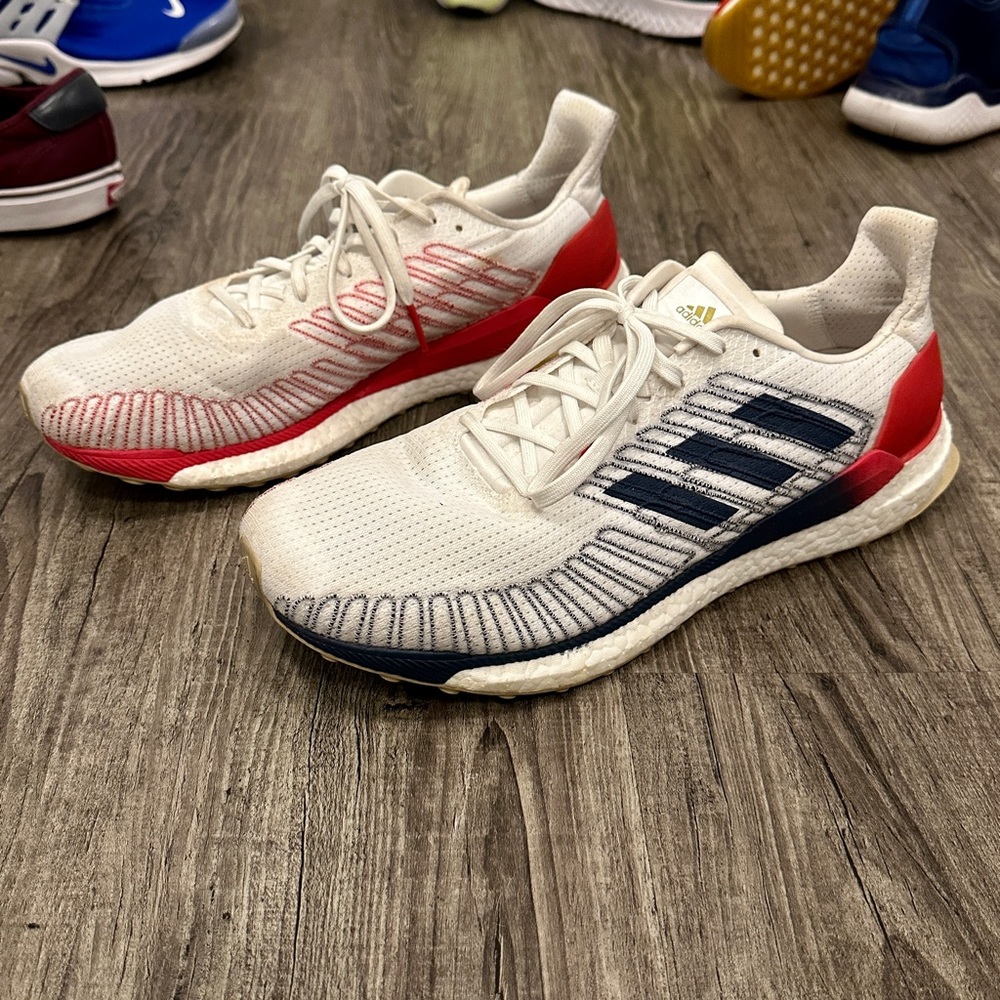 Men’s adidas Solar Boost 19, size 12.5